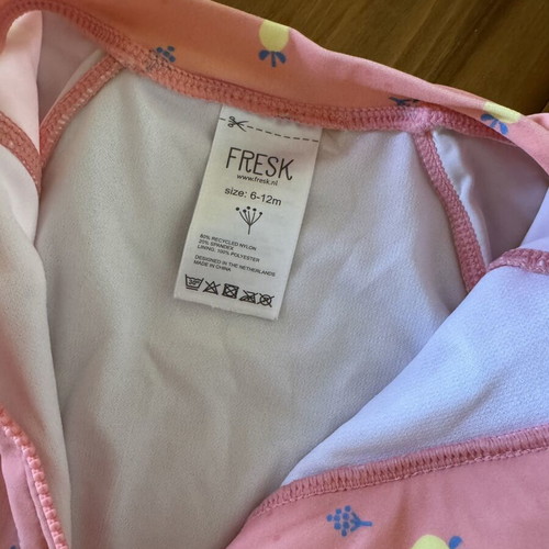 FRESK One-Piece Long-Sleeve Swimsuit UV50 Protection Used 6-12m