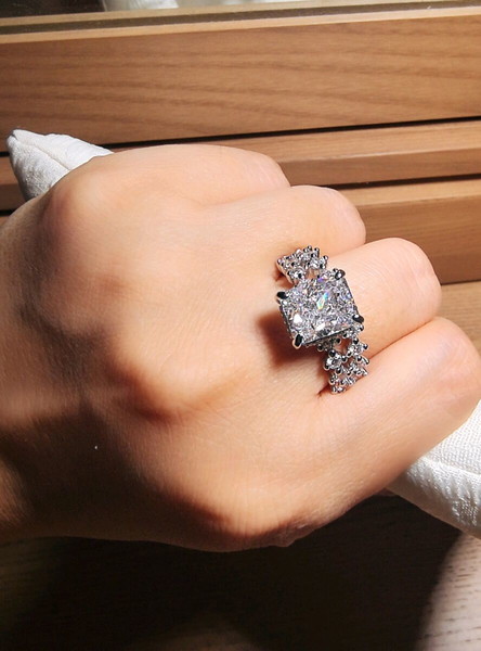 Adjustable rings, synthetic diamond