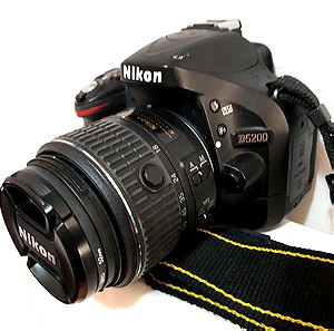 Φωτογραφική μηχανή NIKON D5200