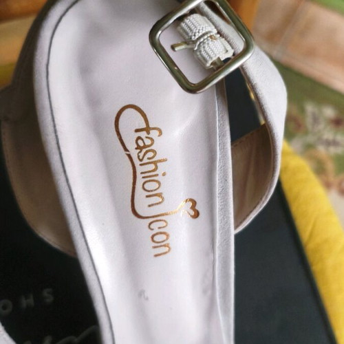 Fashion Icon 12cm platform sandals size 41 beige like new