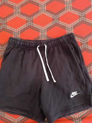 Nike σορτσάκι μαύρο σαν καινούργιο