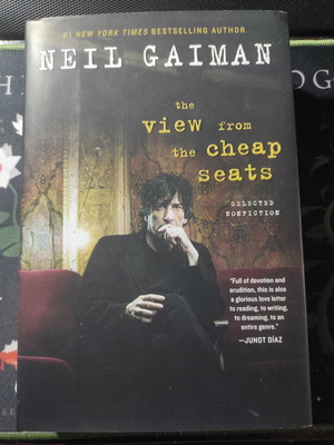 Neil Gaiman The View From the Cheap Seats книга като нова, английски