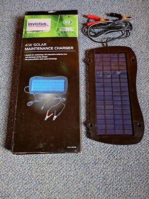 Solar Car Battery Charger like new