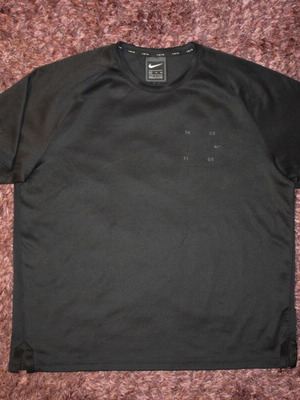Nike Tech Pack Raglan-Sleeve ανδρική μπλούζα XXL μεταχειρισμένη, μαύρη