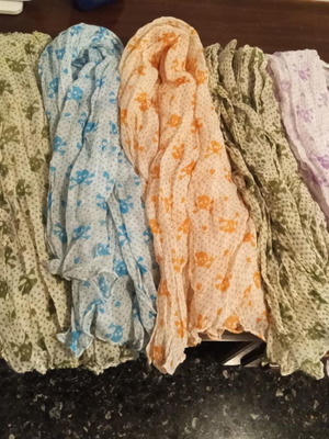 Scarves new, pack of 21 multicolored