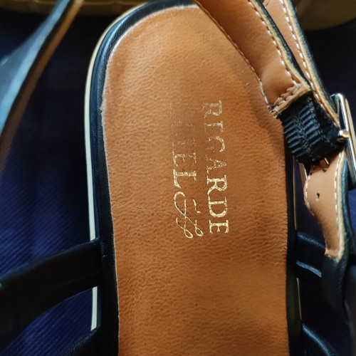 Regarde le Ciel leather flatform sandals like new, size 39, black