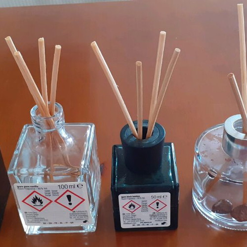Jars for liquid room fragrance 4 pcs like new