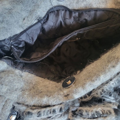 Handbag Italian design used, 80% wool, black and gray