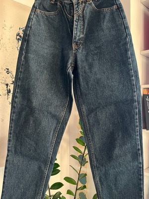 Bourbon dark high-waisted jeans XS used