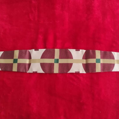 Priestly vestment used, made of metallic stoffa
