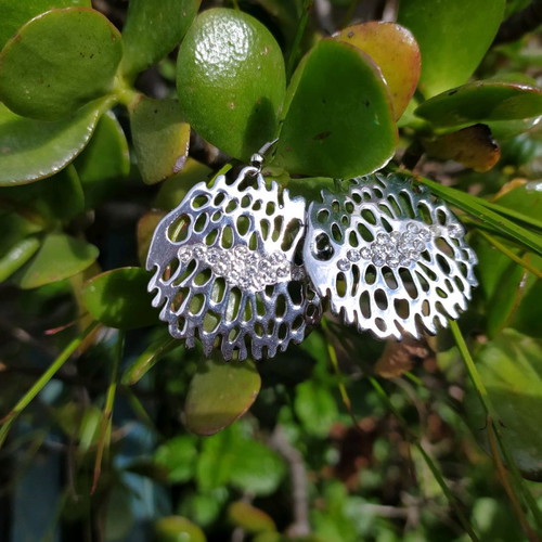 Earrings with crystals used