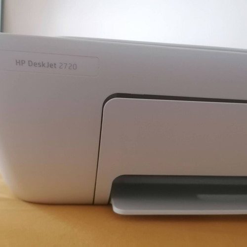HP Deskjet 2720 printer like new