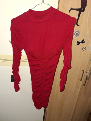 Mini dress with ruching and cups like new, red, size S