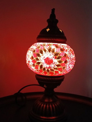 Table lamp like new, handmade in traditional Turkish mosaic style