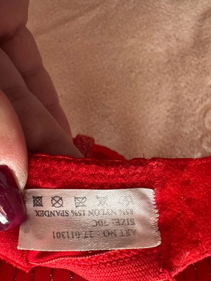 Bra size 70C used, red
