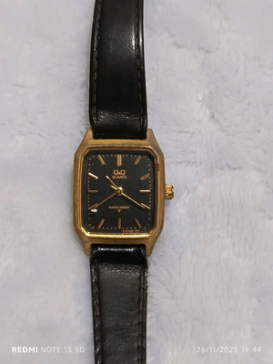 Set of three vintage watches used