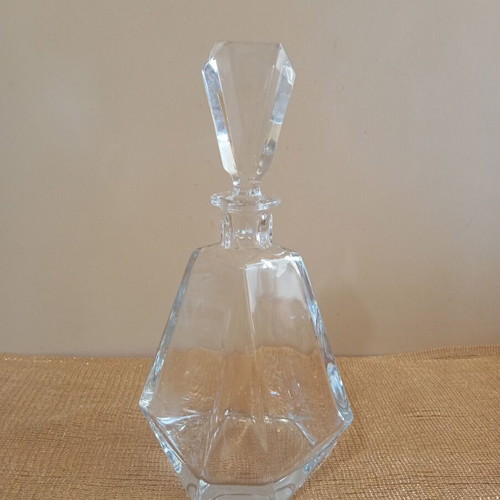 Crystal decanter triangular like new