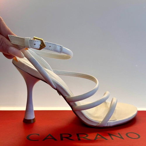 Carrano Mestico White Sandals new, size 38