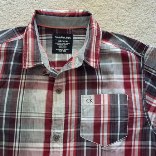 Calvin Klein boys' shirt like new, size Large, multicolor