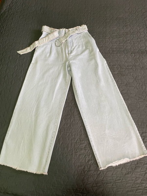 Wide leg jeans γυναικείο Bershka, σε άψογη κατάσταση, μέγεθος M