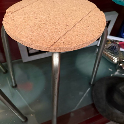 Set of 2 stools used, wooden seat surface and metal legs