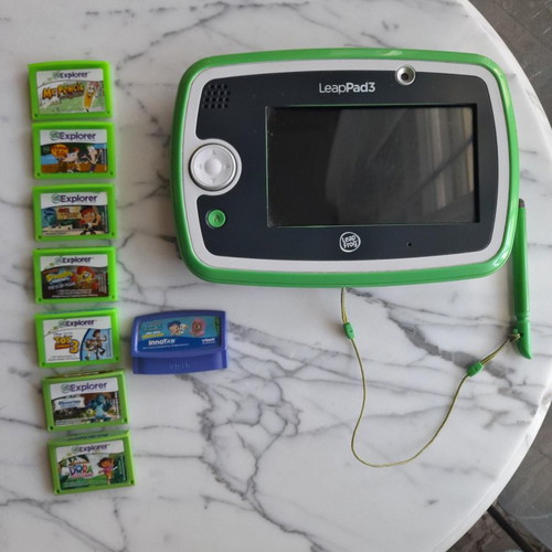 LeapPad 3 learning tablet for kids like new with 8 games