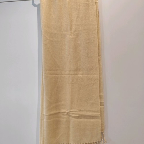 Scarf shawl like new, beige color