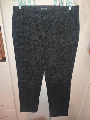 Pants with paisley damask floral pattern, straight slim fit, new