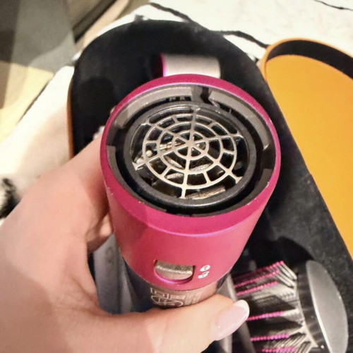 Dyson Airwrap Complete full set like new with case
