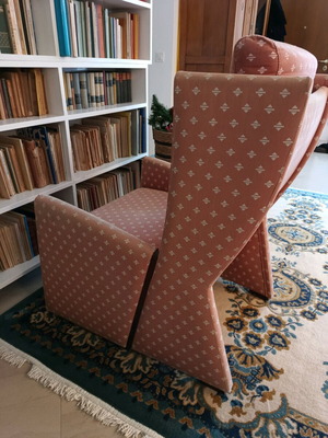 Varagkis armchair used with cotton fabric and rosewood legs