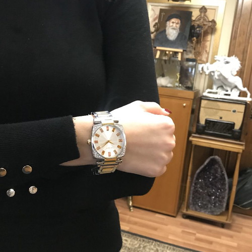 VOGUE women's watch new with Austrian crystals and sapphire glass