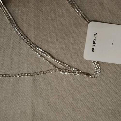 Long necklace with rhinestones new, nickel free