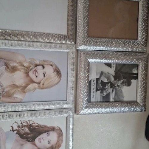 Set of 5 photo frames like new, plastic silver look