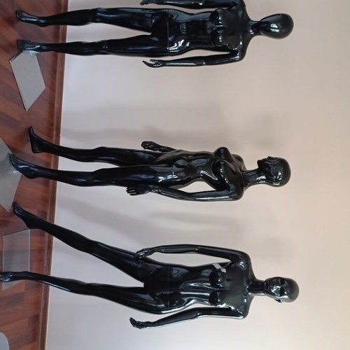 Mannequin dolls like new, display mannequins