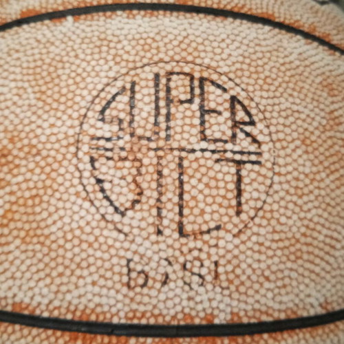 Molten SB-77 Vintage 1992 Basketball collectible used, made in Japan
