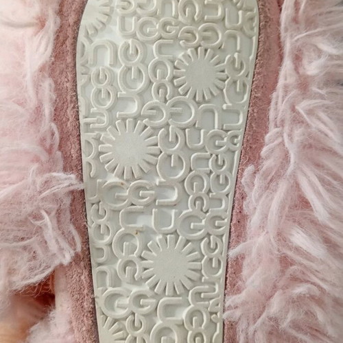 Ugg baby shoes like new