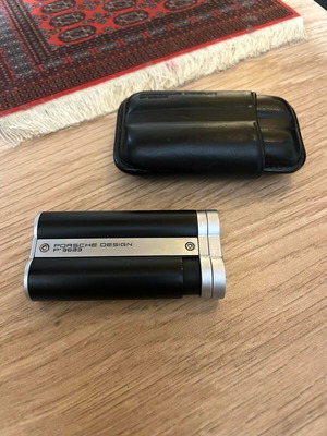 Porsche Design lighter like new with windproof flame and adjuster