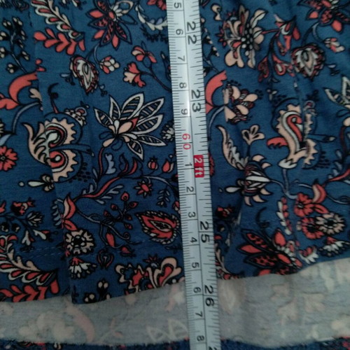 Floral skirt size M 38 10, unworn