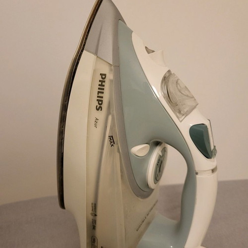 Philips Azur 2400W steam iron used