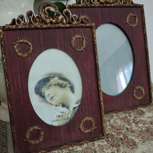 Vintage photo frames set of two, resin with gold details, like new