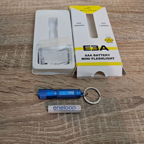 Skilhunt E3A EDC flashlight new, mini keychain AAA