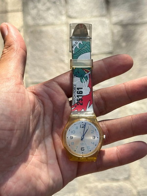 Swatch Watch Force 25161 vintage transparent yellow wristwatch with original strap