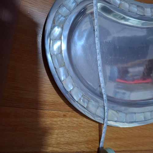 Decorative metal kidney-shaped tray with shell inlay like new