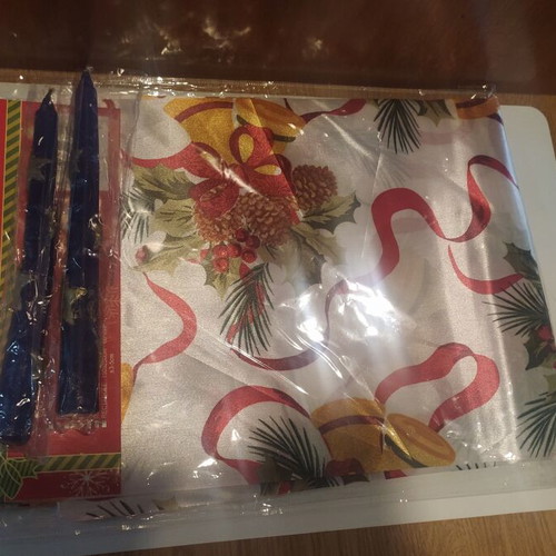 Christmas tablecloth set with 2 candles new