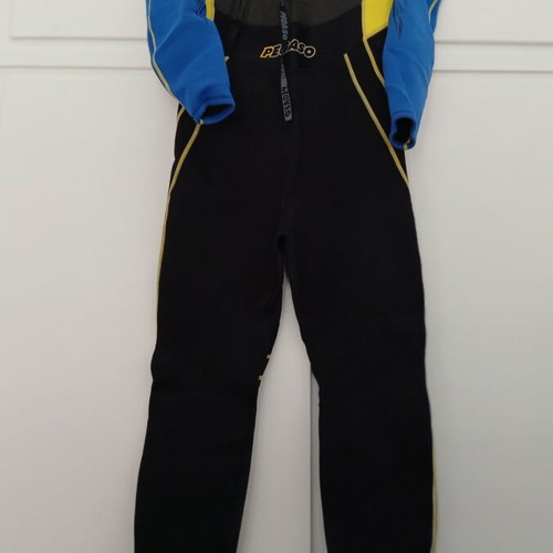 Pegaso neoprene wetsuit 3 mm used