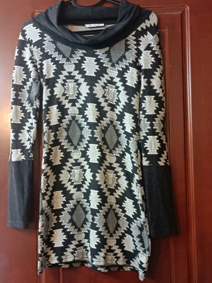 Knitted dress like new, size S-M, gray and beige