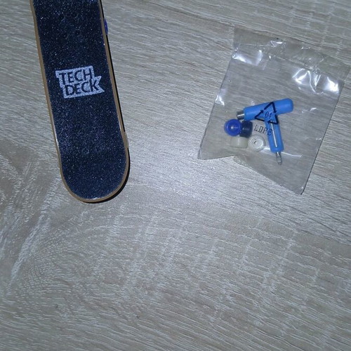 Tech Deck Fingerboard new