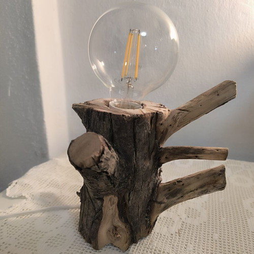 Handmade oak log table lamp with Edison bulb