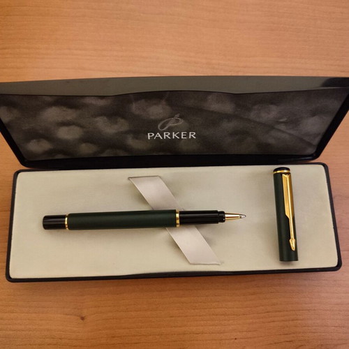 Parker Forest Green/Gold Pen New