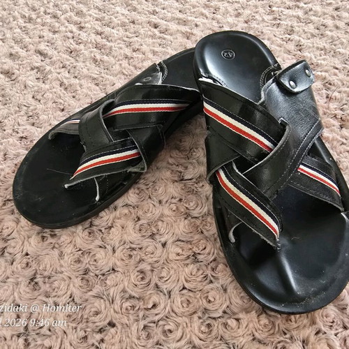 Slippers used size 42 black